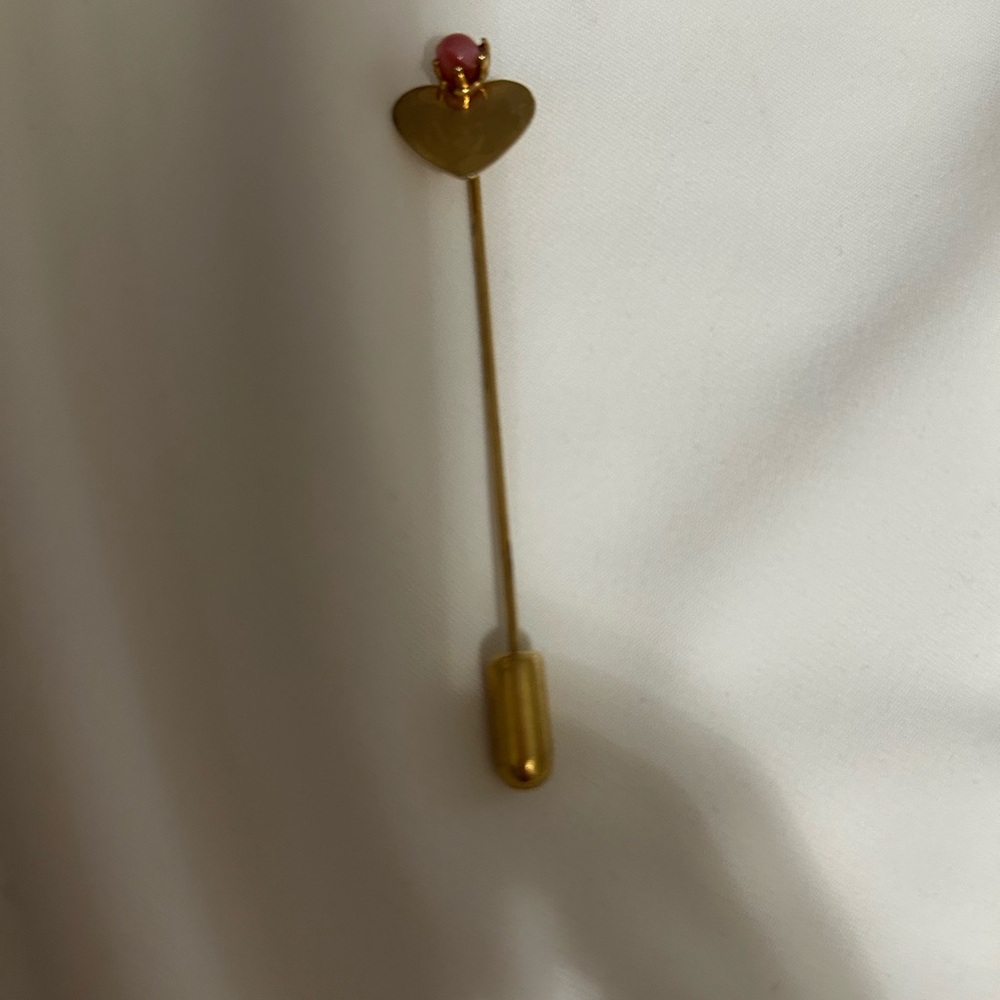 1980’s Gold Heart Pin with Pink Accent